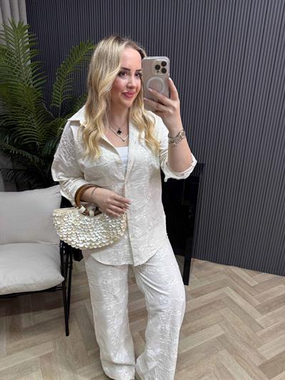 Linda Nakış İşlemeli Premium Keten Takım