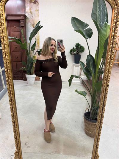 Madonna Yaka Çelik Kumaş Triko Elbise Acı Kahve