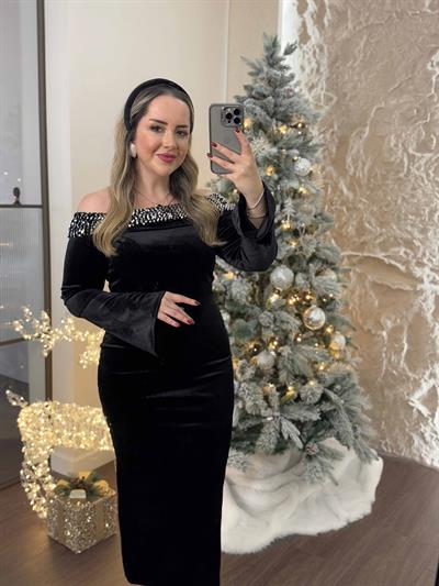 Madonna Yaka Payet Detaylı Kadife Kalem Elbise
