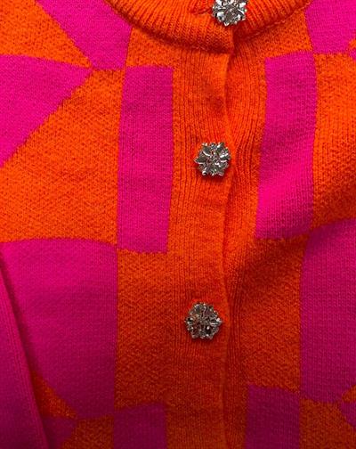 Marka Model Pembe Taş Düğmeli Hirka