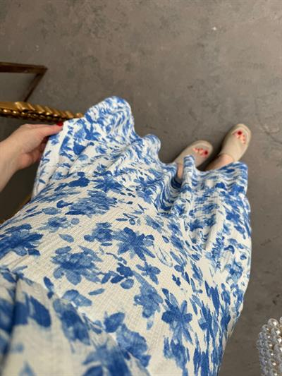 Mavi Çiçekli Beli Lastıklı Elbise