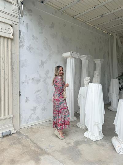 Maya Yaka Taşlı İthal İpek Saten Pembe Desenli Elbise