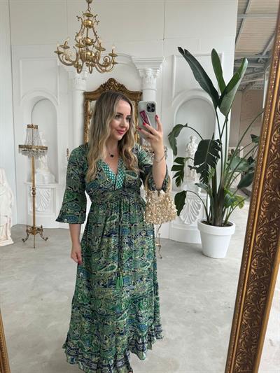 Maya Yeşil Yaka Taşlı İthal İpek Saten Yeşil Elbise