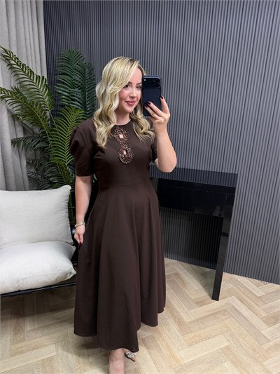 Mercan Taş Detaylı Prenses Model Tasarım Elbise Acı Kahve