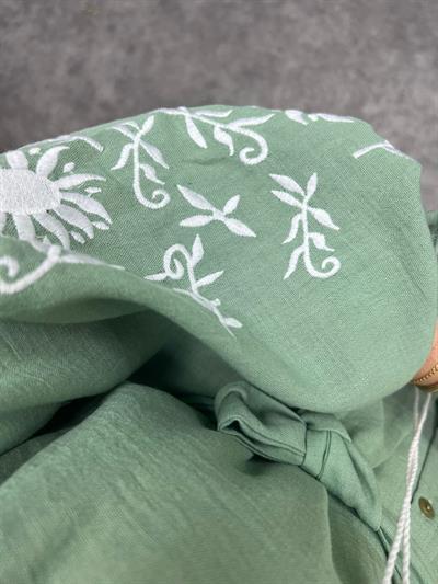 Nakiş İşleme Detaylı Tasarım Elbise Mint Yeşil