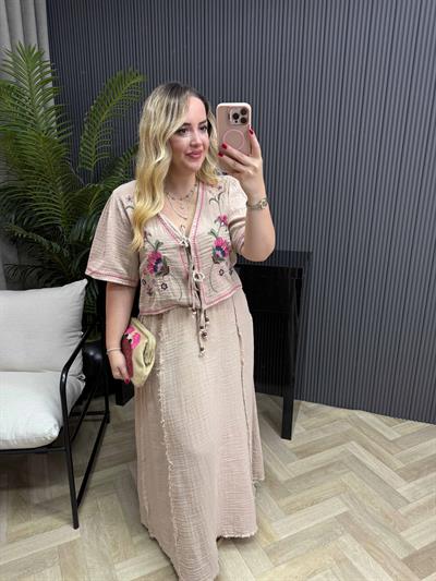 Nakiş İşlemeli Müslin Eteklı Takım Bej