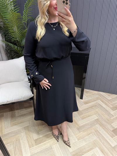 Noren Gold Detaylı Kuşaklı Tasarım Elbise Siyah