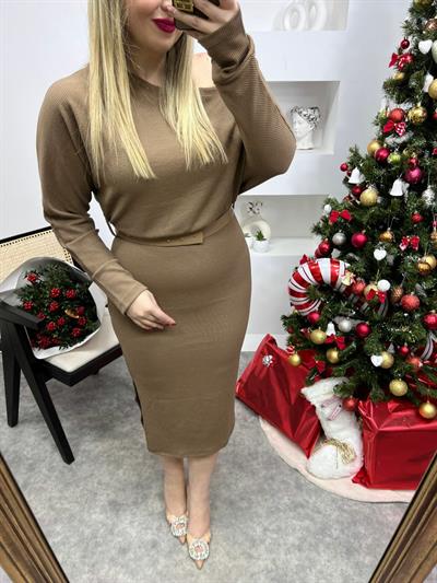 Omuz Dekolteli Kemerli Triko Elbise Camel