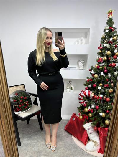 Omuz Dekolteli Kemerli Triko Elbise Siyah