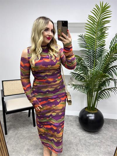 Omuz Dekolteli Renkli Drapeli Tül Elbise