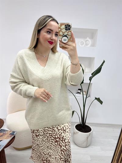 Orj Marka V Yaka Ekru Triko Kazak