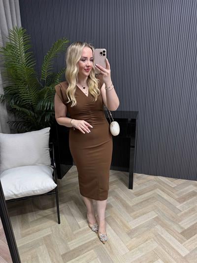 Orj Marka Drapeli Vatkalı Krep Elbise Kahverengi