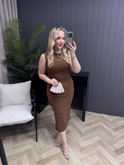 Orj Marka Model Bel Detaylı Drapeli Kalem Elbise Kahverengi