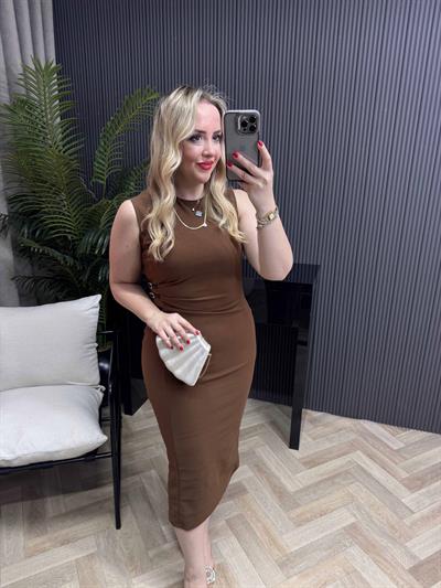 Orj Marka Model Bel Detaylı Drapeli Kalem Elbise Kahverengi