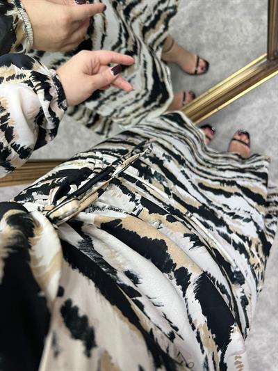 Orj Marka Desenli Drapeli Elbise