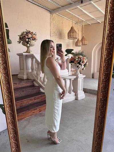 Orkide Gül Detaylı Beyaz Drapeli Elbise