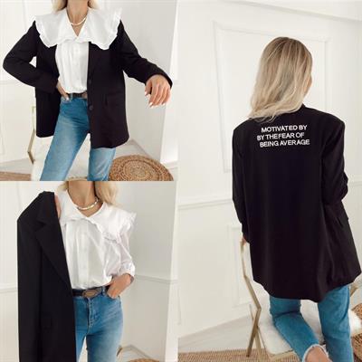 Oversize Model Yazı Detay Blazer