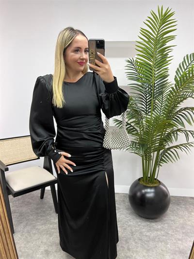 Özel Tasarım Vatkalı Drapeli Siyah Saten Elbise