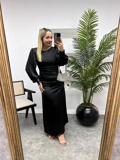 Özel Tasarım Vatkalı Drapeli Siyah Saten Elbise