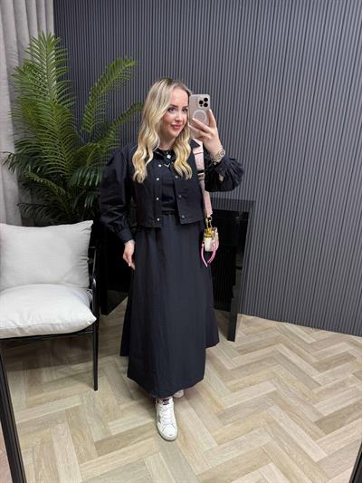 Palmiye Paraşüt Kumaş Ceketli Elbiseli Takım Siyah