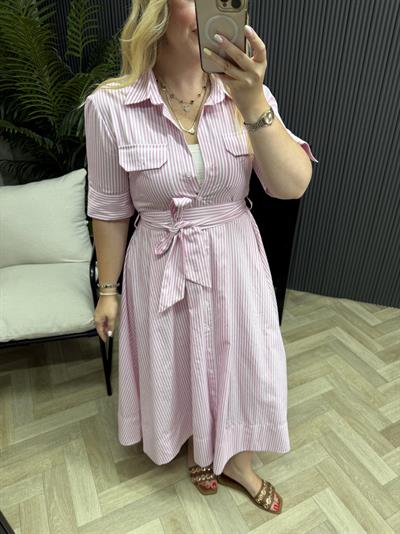 Pembe Çizgili Belden Kuşaklı Tasarım Elbise