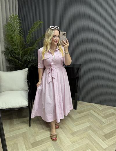 Pembe Çizgili Belden Kuşaklı Tasarım Elbise