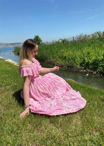 Pembe Madonna Yaka Prenses Elbise
