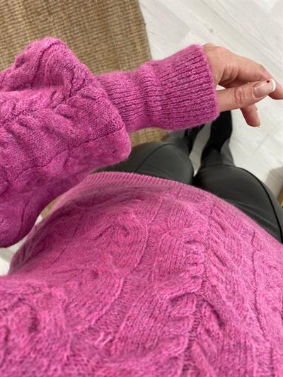 Pembe Saç Örgü Kazak