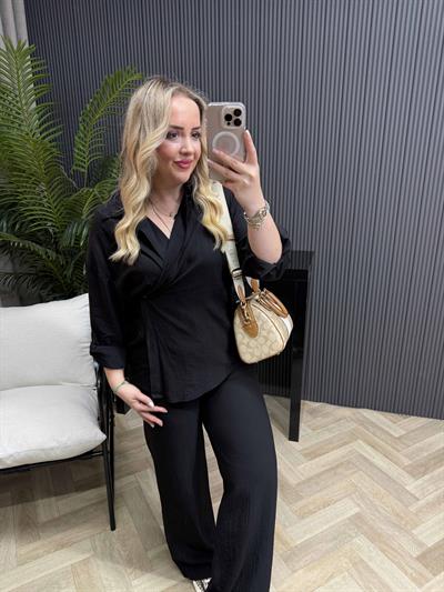 Perla İki Farklı Kullanımlı Tasarım Takım Siyah