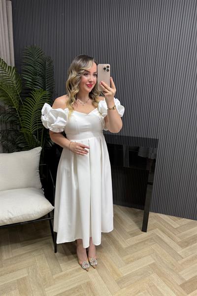 Queen Madonna Yaka Tasarım Elbise Beyaz