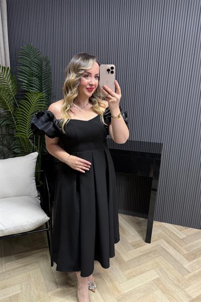 Queen Madonna Yaka Tasarım Elbise Siyah