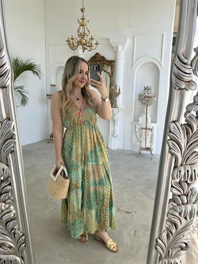 Riva Beli Lastıklı Yaka Taşlı İthal Elbise Sarı -Mint Yeşil