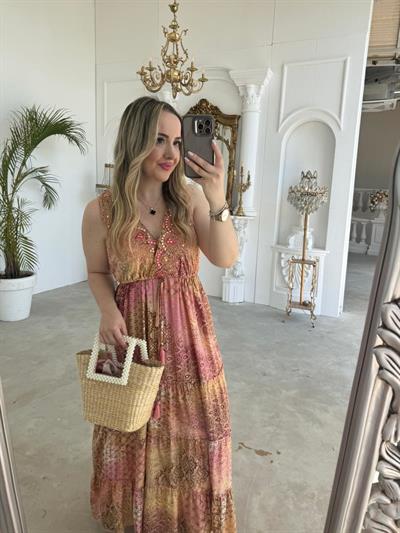 Riva Beli Lastıklı Yaka Taşlı İthal Elbise Acık Pembe