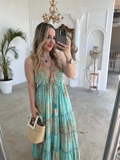 Riva Beli Lastıklı Yaka Taşlı İthal Elbise  Su Yeşili