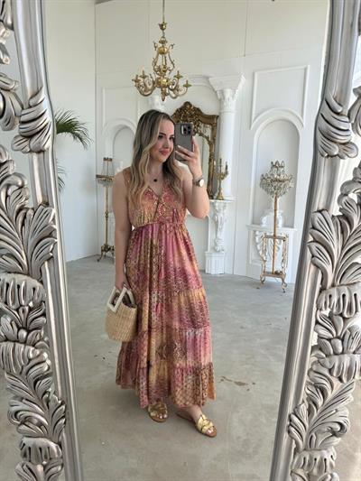 Riva Beli Lastıklı Yaka Taşlı İthal Elbise Acık Pembe