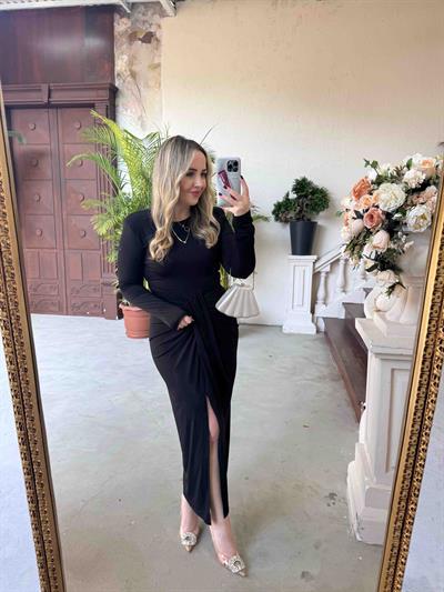 Rose Düğüm Detaylı Vatkalı Tasarım Elbise Siyah