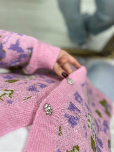 Şeker Pembe Taş Düğmeli Hirka