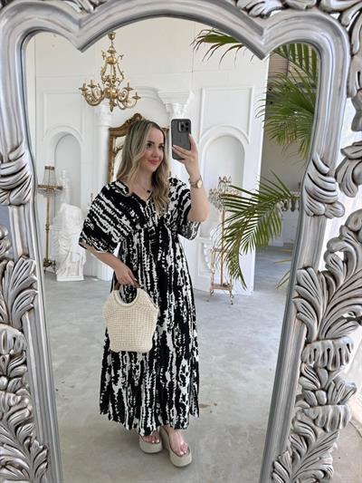 Serena Yırtmaçsiz Maxi Boy Siyah Desenli Elbise