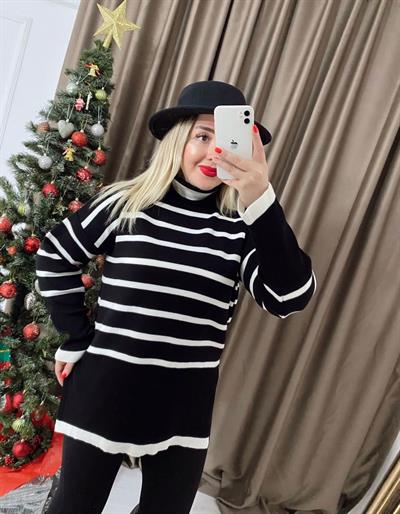 Siyah Çizgili Triko