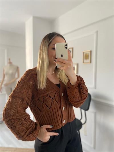 Taş Düğmeli Balon Kol Kiremit Hırka