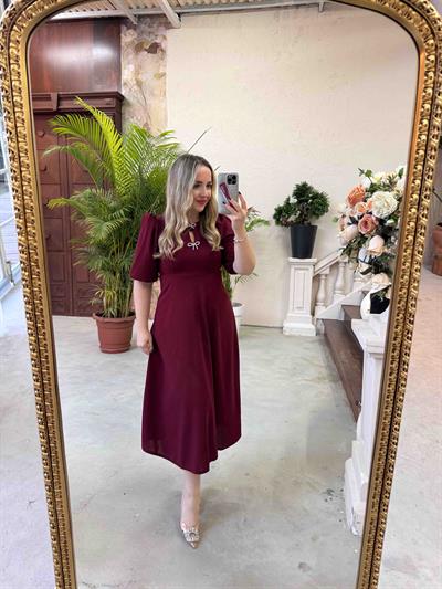 Taşlı Fiyonk Aksesuarlı Balon Kol Elbise Bordo