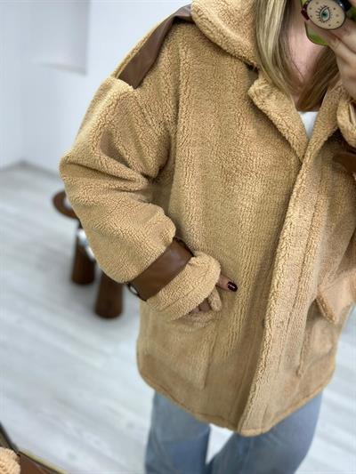 Teddy Deri Detaylı Kahve Astarlı Mont