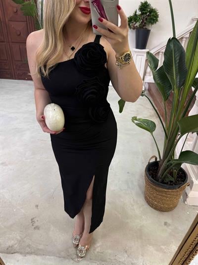 Tek Kol Gül Detaylı Tasarım Kalem Elbise Siyah