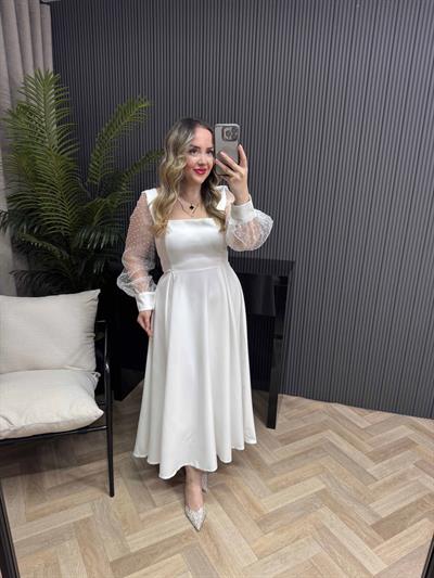 Terra Kolları Organze Detaylı Beyaz Kuplu Elbise