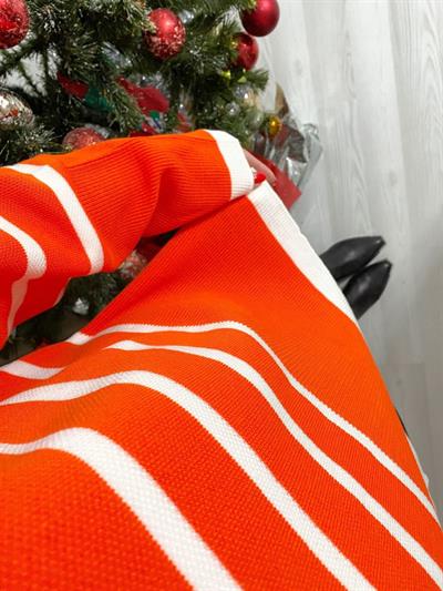 Turuncu Çizgili Triko