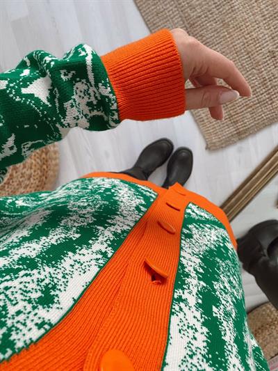 Turuncu - Yeşil Renkli Hırka