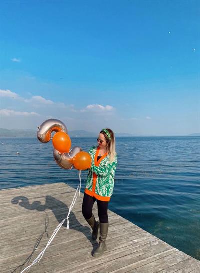 Turuncu - Yeşil Renkli Hırka