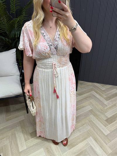 Vanessa Önü Pul Detay Beli Lastikli Tasarım İthal Elbise Mercan