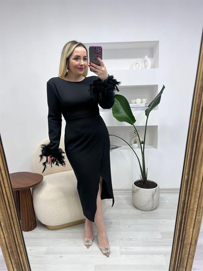 Vatkalı Cindy Tüy Detaylı Tasarım Elbise Siyah