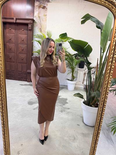 Vatkalı Drapeli Deri Elbise Taba